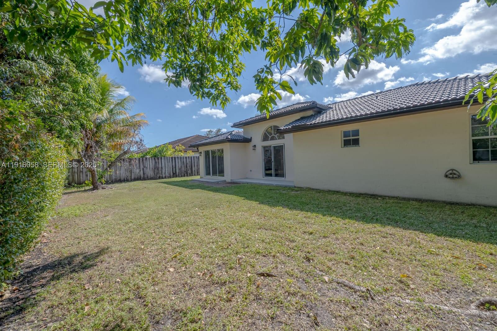 15461 Southwest 170th Terrace Miami, FL 33187 - Photo 24 of 25