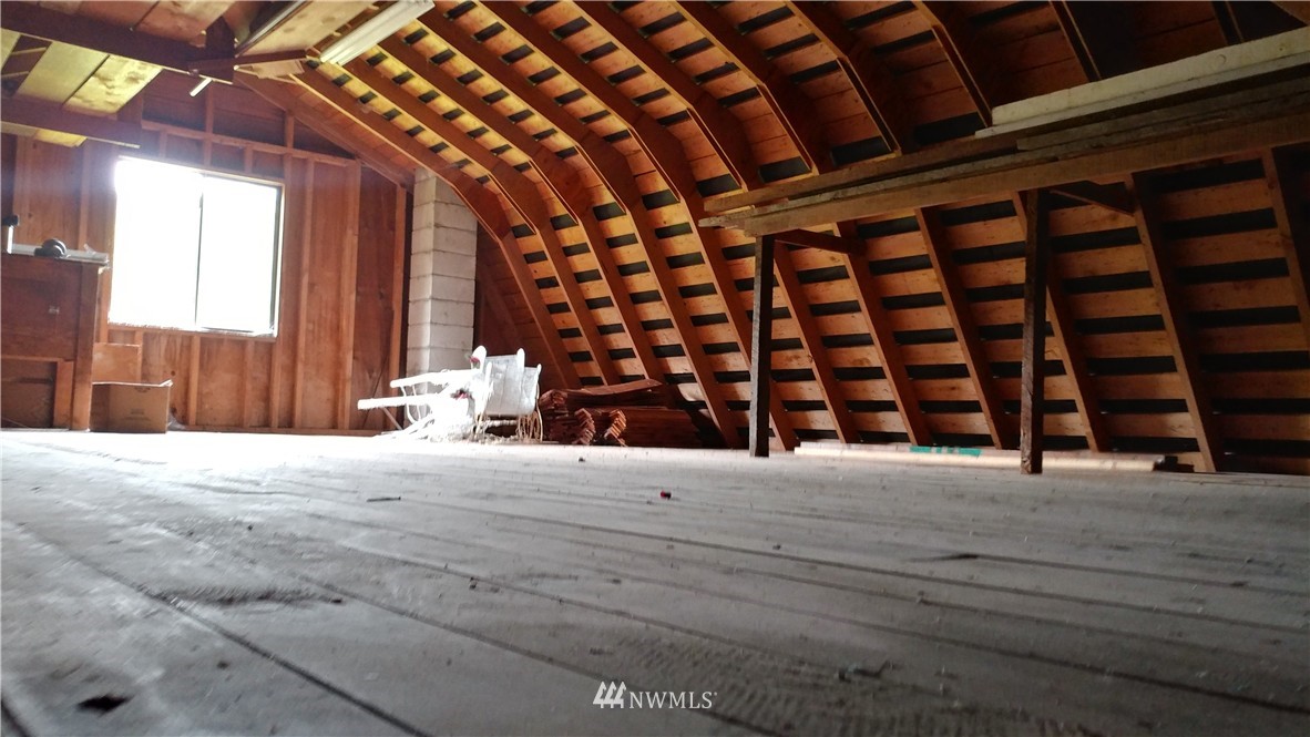 3343 Wishkah Road Aberdeen, WA 98520 - Photo 11 of 24 Gallery Image 11