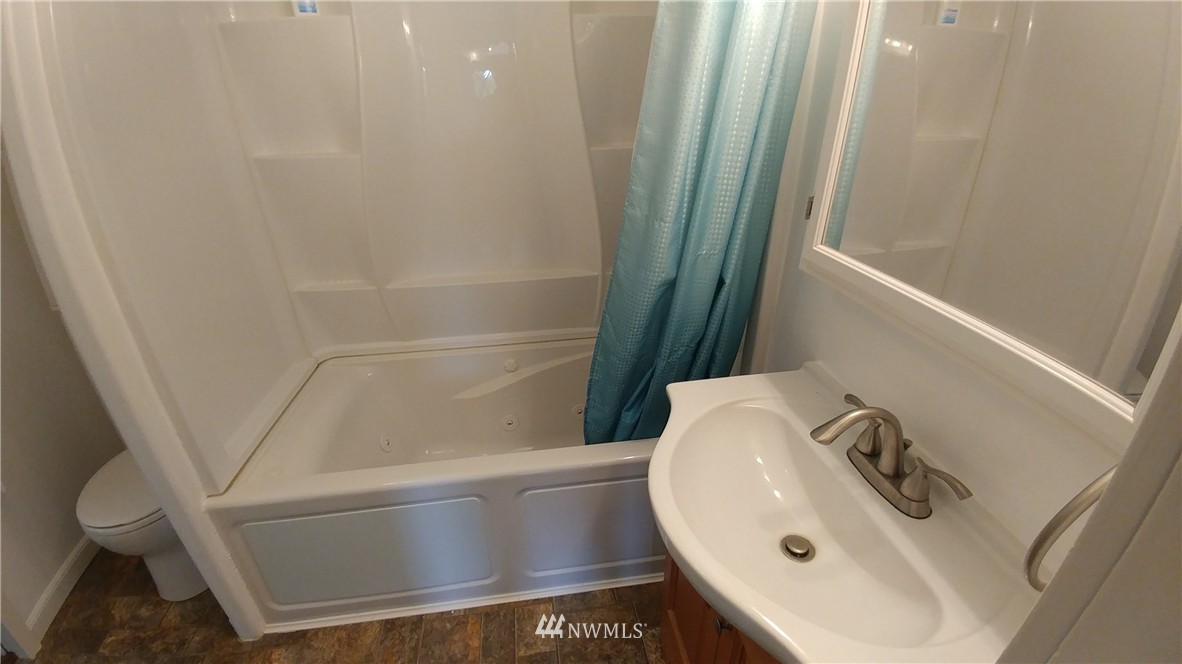 3343 Wishkah Road Aberdeen, WA 98520 - Photo 17 of 24 Gallery Image 17