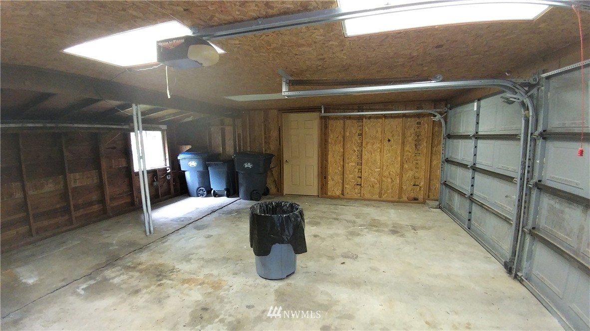 3343 Wishkah Road Aberdeen, WA 98520 - Photo 10 of 24 Gallery Image 10