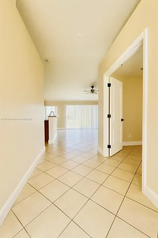 a view of empty room