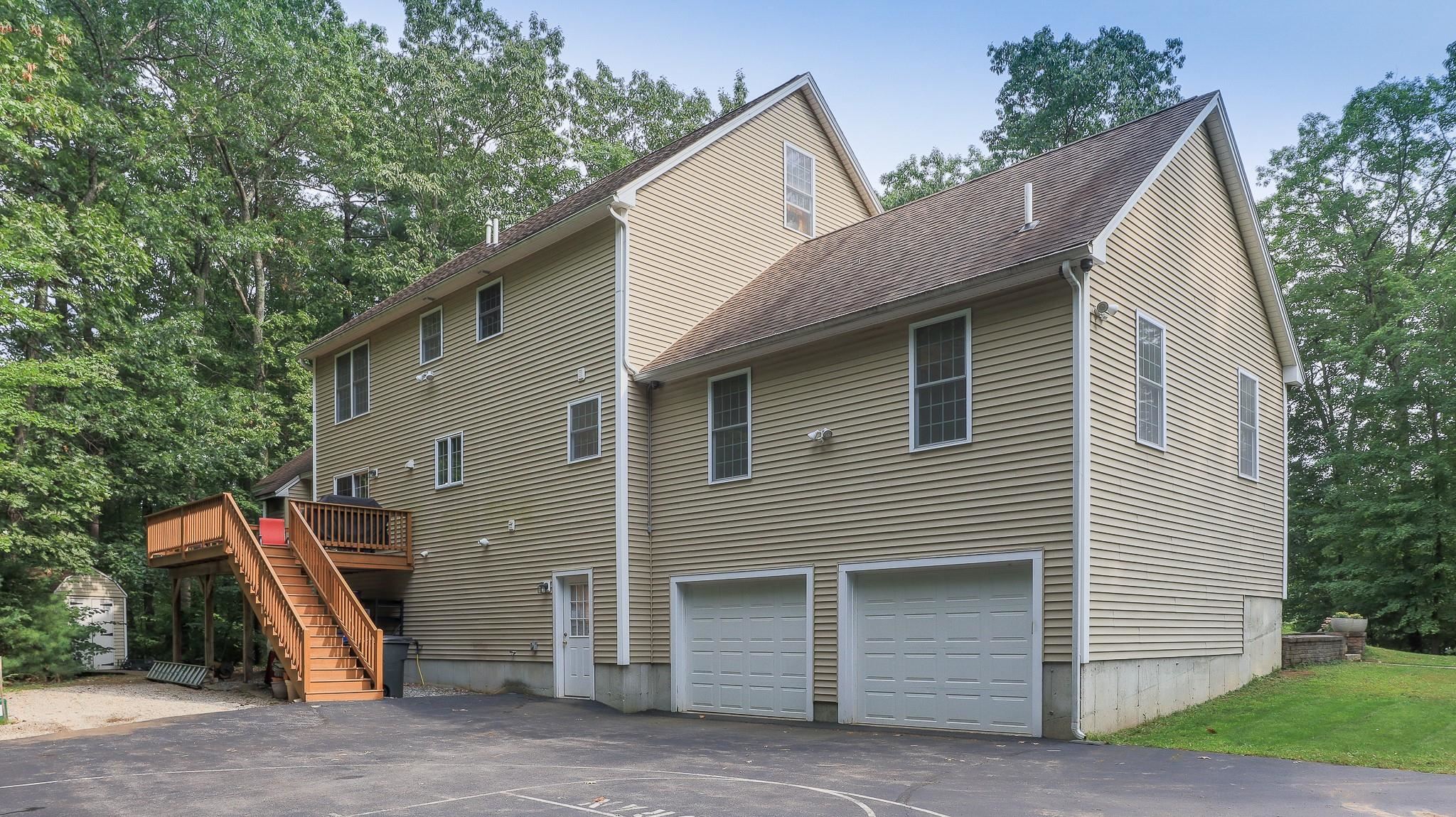 62 Mitchell Pond Road Windham, NH 03087 - Photo 38 of 40