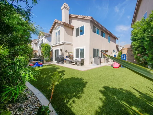 $1,075,000 | 1064 East Moreno Way, Placentia, CA 92870