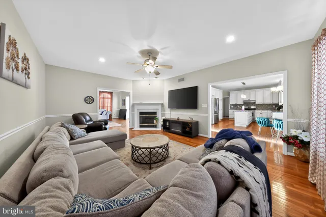 $675,000 | 6 Haywood Court, Newark, DE 19711