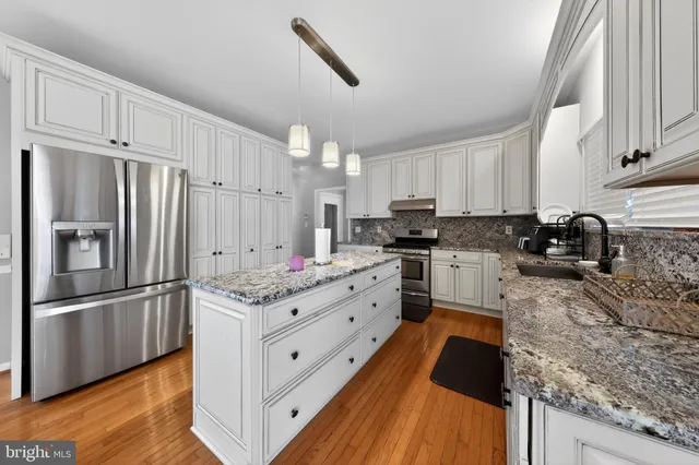 $675,000 | 6 Haywood Court, Newark, DE 19711