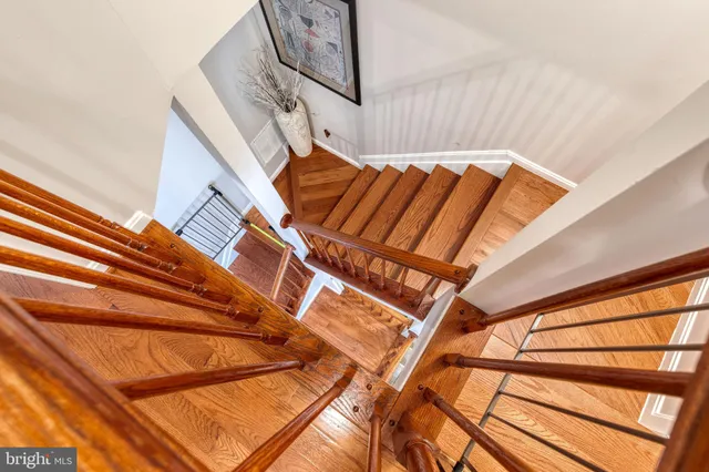 a view of an outdoor space