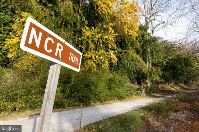 $519,900 | 912 Hidden Moss Drive, Cockeysville, MD 21030