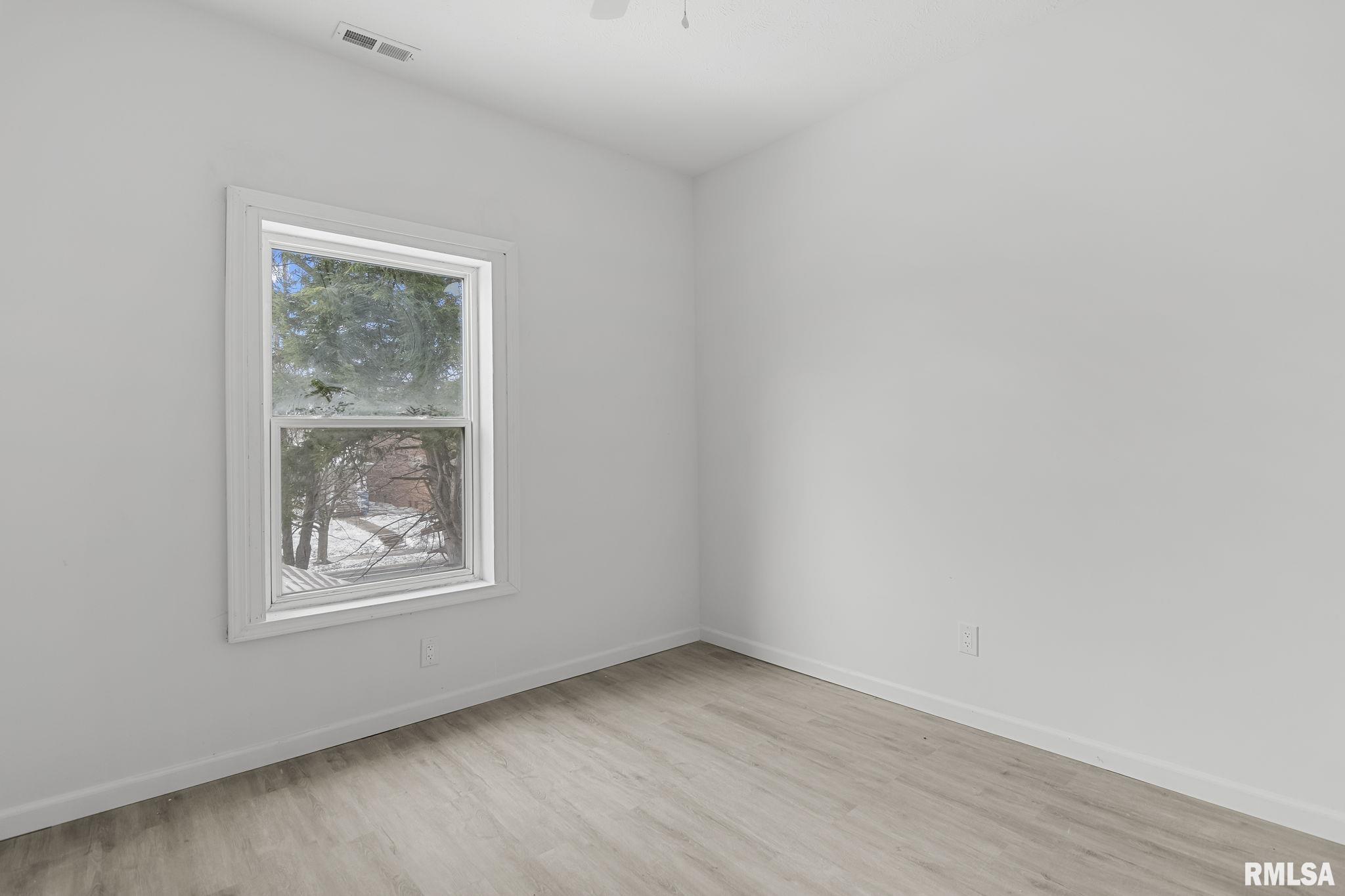 910 South 2nd Street Springfield, IL 62704 - Photo 19 of 20