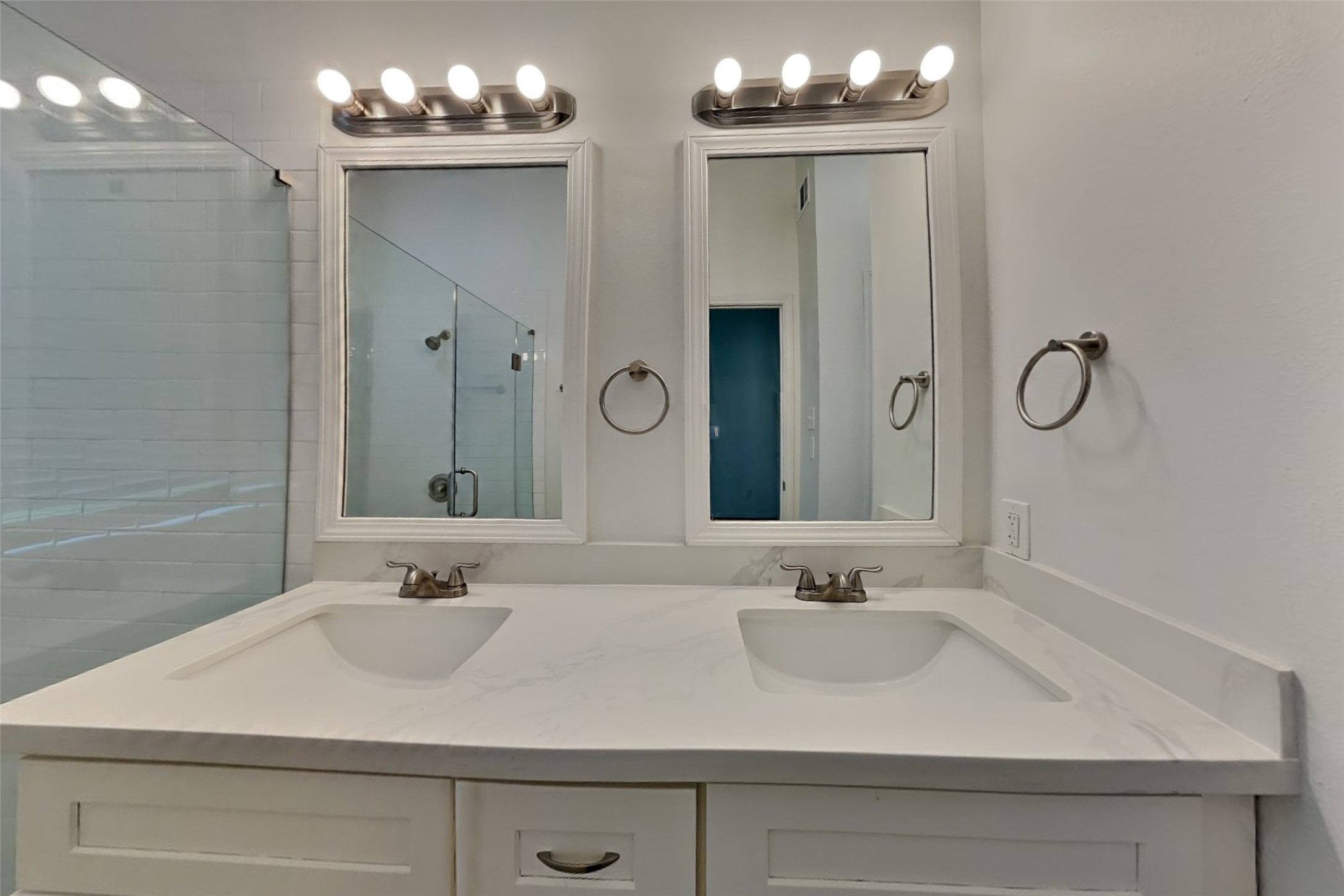 1915 Creston Drive Spring, TX 77386 - Photo 11 of 18