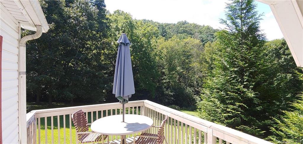 356 Johnson Road Brevard, NC 28712 - Photo 5 of 23 Gallery Image 5