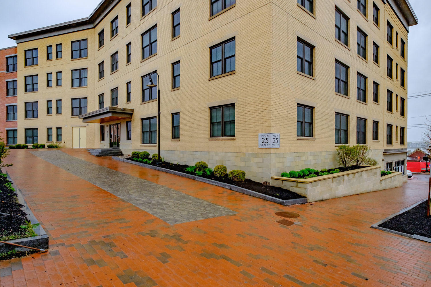 25 High Street, Unit 207 Portland, ME 04101 - Photo 3 of 27 20190514gp-62002
