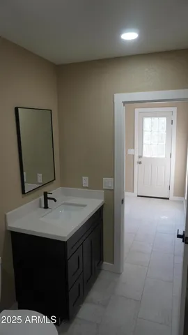 $2,850 | 1044 East Whitton Avenue, Unit BACK, Phoenix, AZ 85014