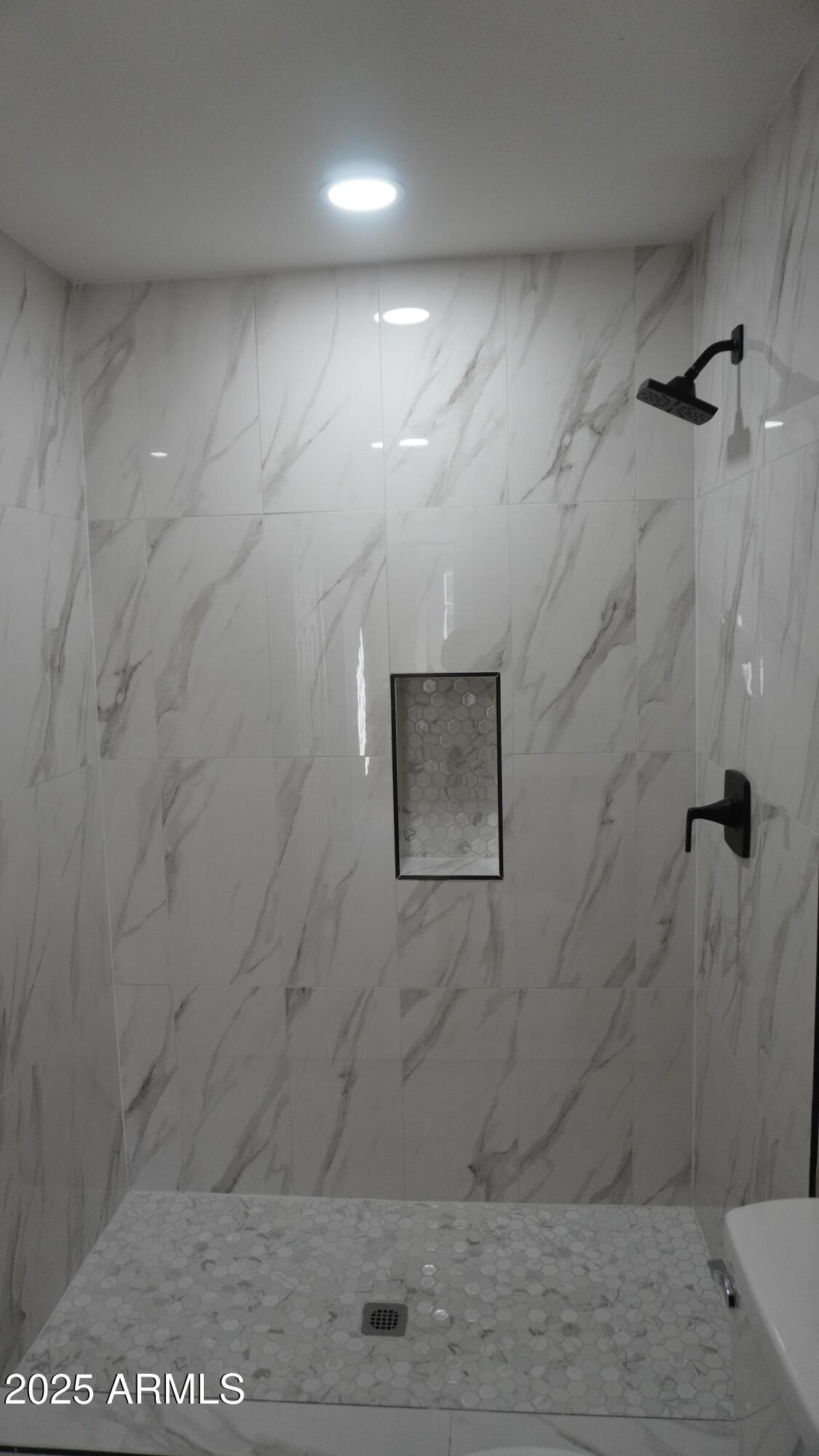 1044 East Whitton Avenue, Unit BACK Phoenix, AZ 85014 - Photo 29 of 37 DSC09057