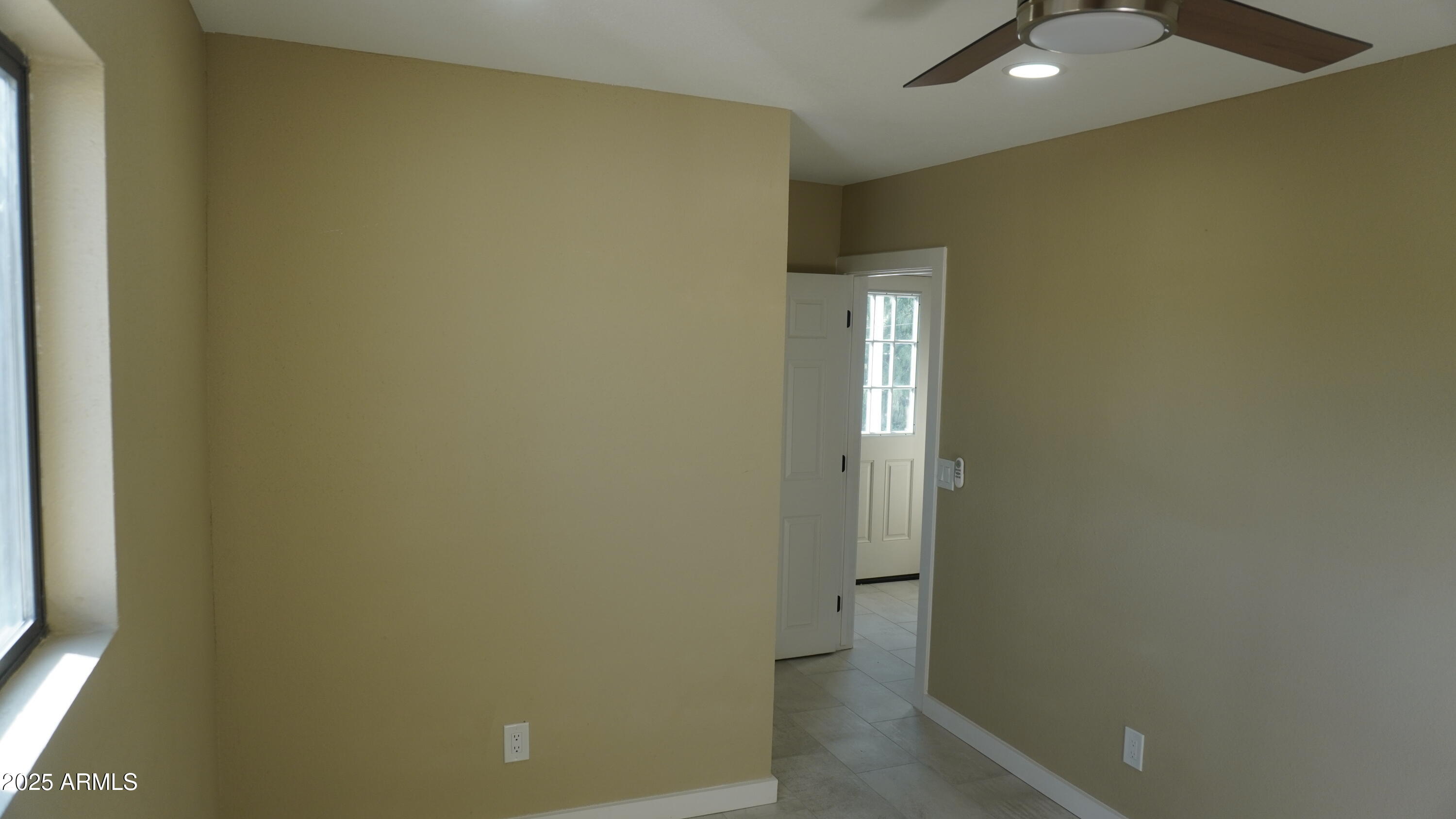 1044 East Whitton Avenue, Unit BACK Phoenix, AZ 85014 - Photo 35 of 37 DSC09047