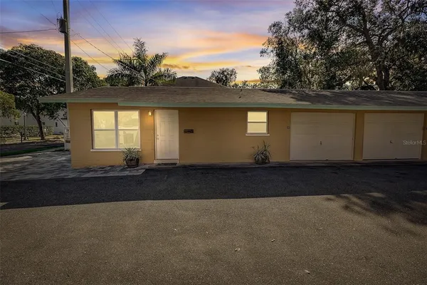 $2,500 | 626 South Osprey Avenue, Sarasota, FL 34236