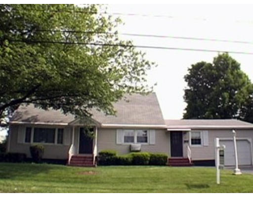 32 Francella Road Methuen, MA 01844 - Photo 1 of 10 Gallery Image 1