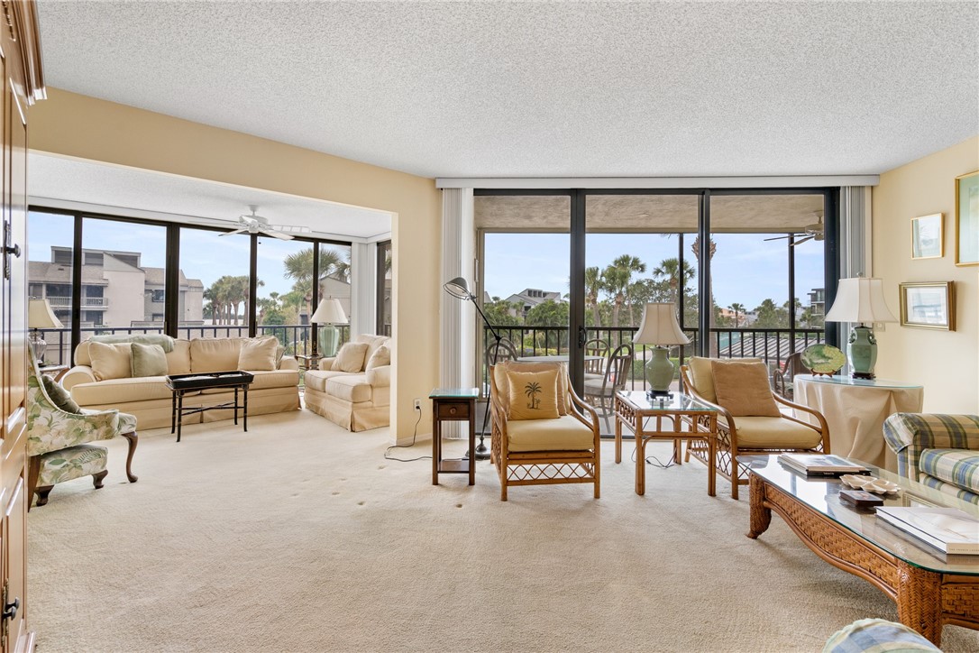 1850 Bay Road, Unit 2F Vero Beach, FL 32963 - Photo 11 of 35 Gallery Image 11