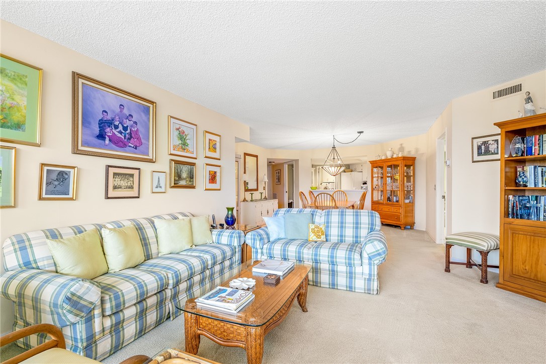 1850 Bay Road, Unit 2F Vero Beach, FL 32963 - Photo 14 of 35 Gallery Image 14