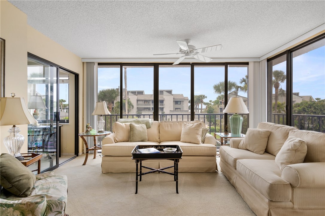 1850 Bay Road, Unit 2F Vero Beach, FL 32963 - Photo 16 of 35 Gallery Image 16