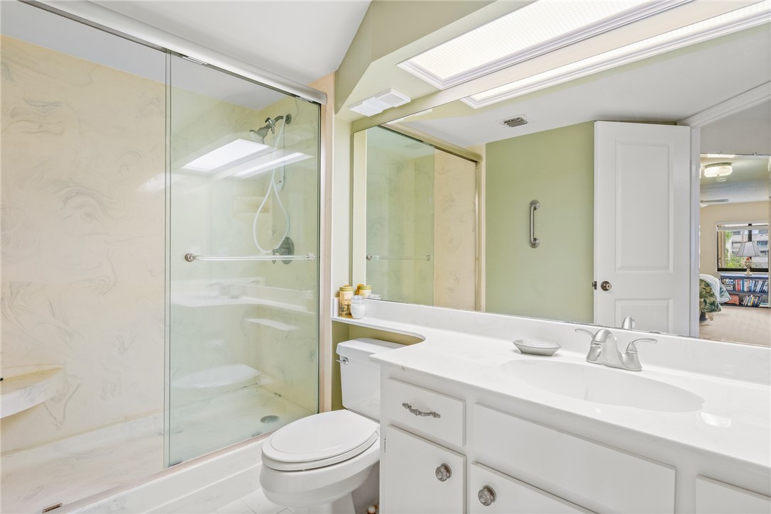 1850 Bay Road, Unit 2F Vero Beach, FL 32963 - Photo 24 of 35 Gallery Image 24