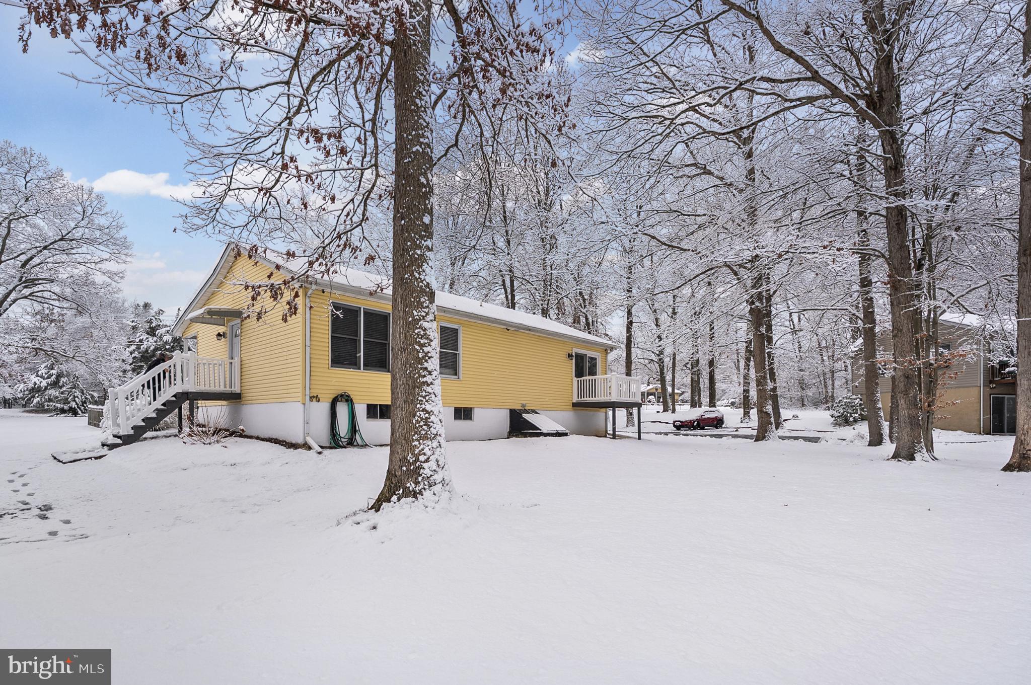 365 Nottingham Road Elkton, MD 21921 - Photo 6 of 50 Charming yellow home in a winter wonderland.