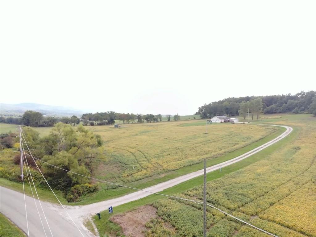 159 Fox Hollow Road Smithfield, PA 15478 - Photo 5 of 39