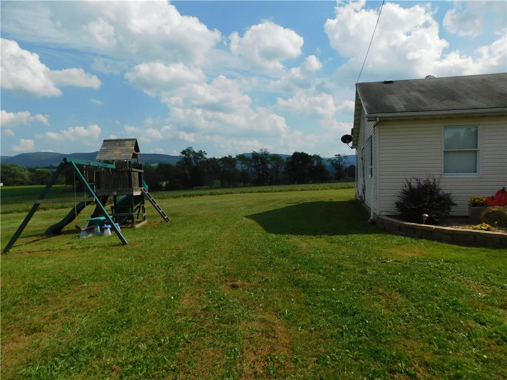 159 Fox Hollow Road Smithfield, PA 15478 - Photo 7 of 39