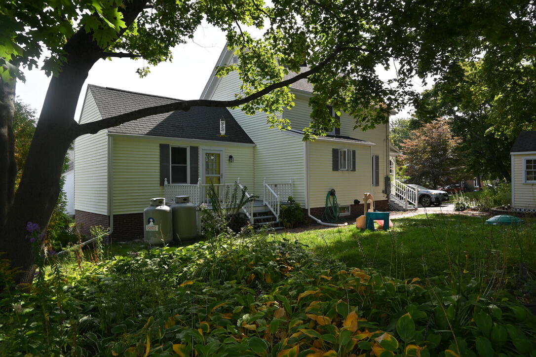 38 Valley Road Bath, ME 04530 - Photo 5 of 39 D7F652CA-D77A-4AA7-9FED-9320265EA197_1_1