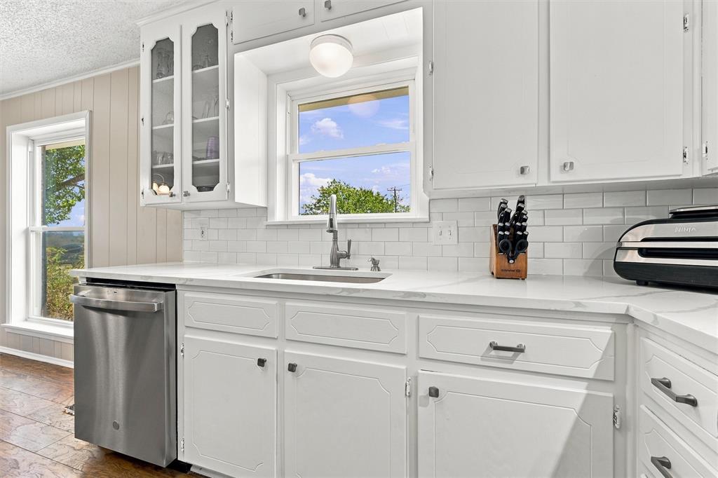12201 Old China Spring Road Waco, TX 76708 - Photo 9 of 40 Gallery Image 9