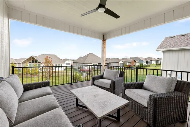 $575,000 | 21920 West 82nd Terrace, Lenexa, KS 66220