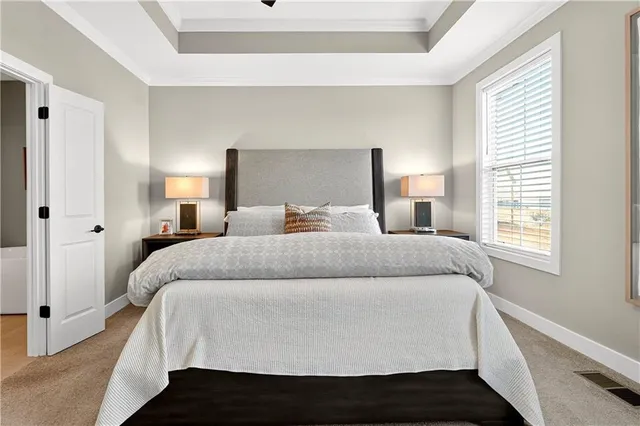 $575,000 | 21920 West 82nd Terrace, Lenexa, KS 66220