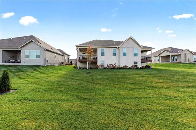 $575,000 | 21920 West 82nd Terrace, Lenexa, KS 66220