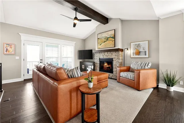 $575,000 | 21920 West 82nd Terrace, Lenexa, KS 66220