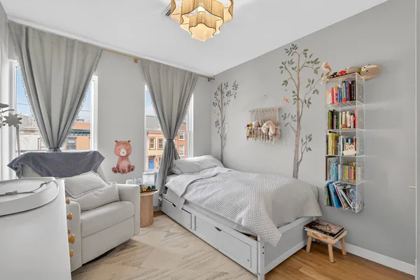 $13,000 | 303 4th Street, Unit 2, Jersey City, NJ 07302