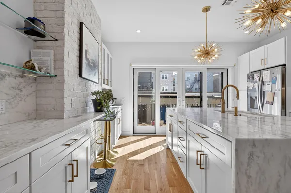 $13,000 | 303 4th Street, Unit 2, Jersey City, NJ 07302