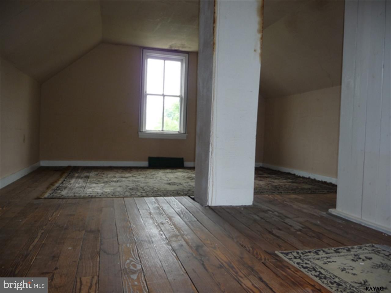 762 New Park Road New Park, PA 17352 - Photo 31 of 36 Gallery Image 31