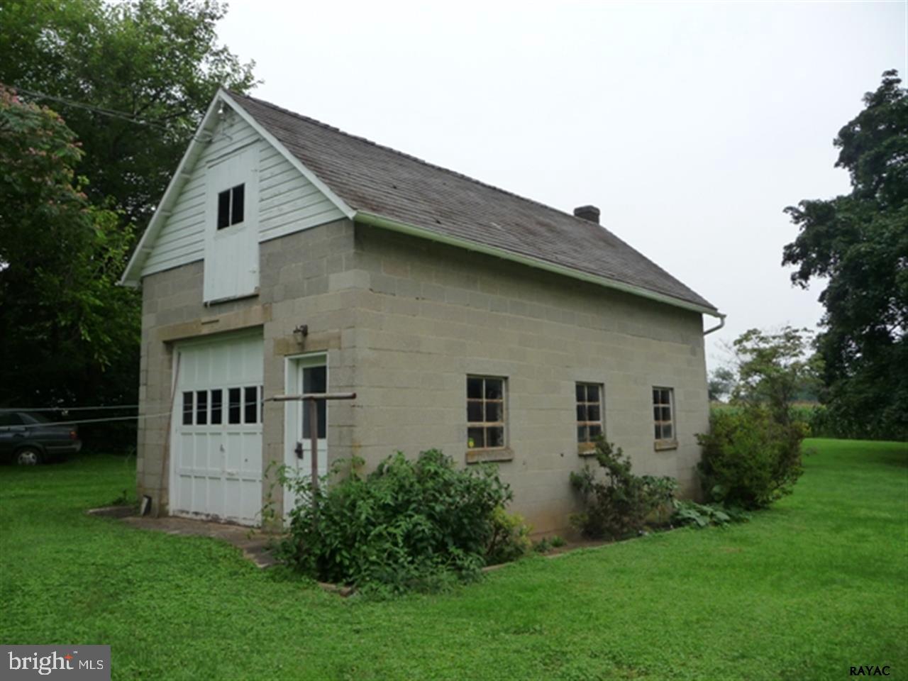 762 New Park Road New Park, PA 17352 - Photo 9 of 36 Gallery Image 9