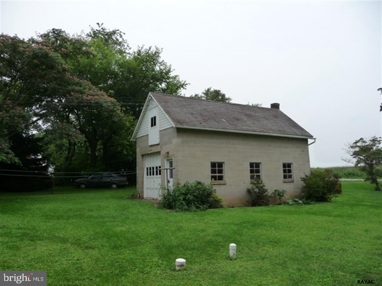 762 New Park Road New Park, PA 17352 - Photo 10 of 36 Gallery Image 10