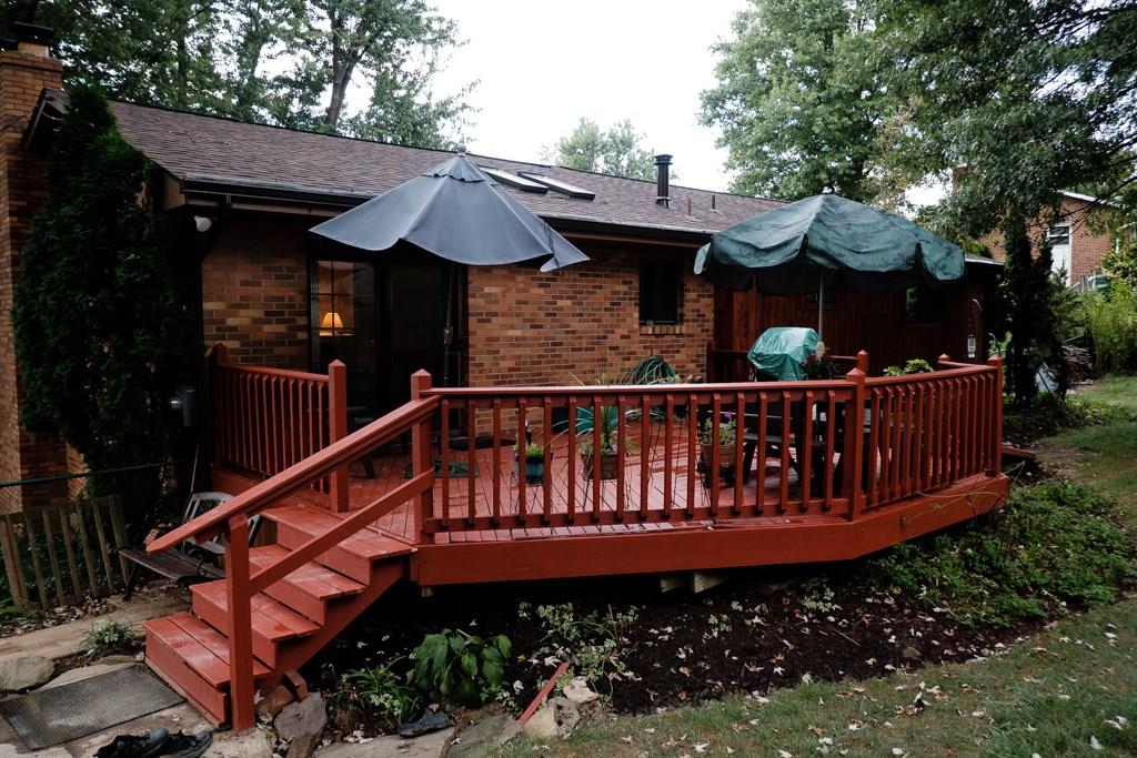 545 Center Church Road Canonsburg, PA 15317 - Photo 21 of 25 Another view of the rear deck
