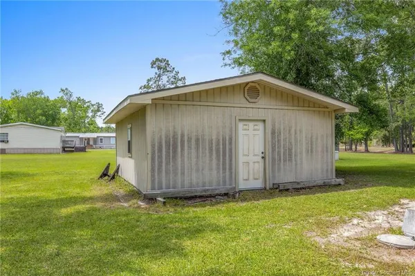$255,000 | 2861 Delta Downs Drive, Vinton, LA 70668
