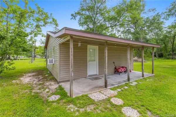 $255,000 | 2861 Delta Downs Drive, Vinton, LA 70668