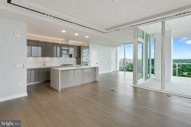 $3,800,000 | 1781 North Pierce Street, Unit 2601, Arlington, VA 22209
