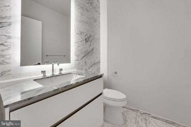 $3,800,000 | 1781 North Pierce Street, Unit 2601, Arlington, VA 22209