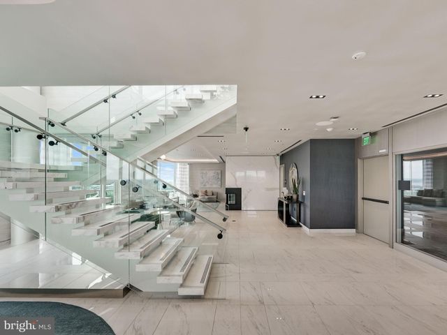 $3,800,000 | 1781 North Pierce Street, Unit 2601, Arlington, VA 22209