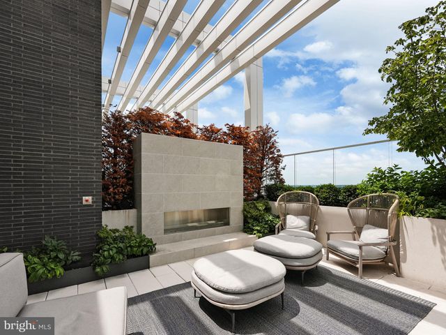 $3,800,000 | 1781 North Pierce Street, Unit 2601, Arlington, VA 22209