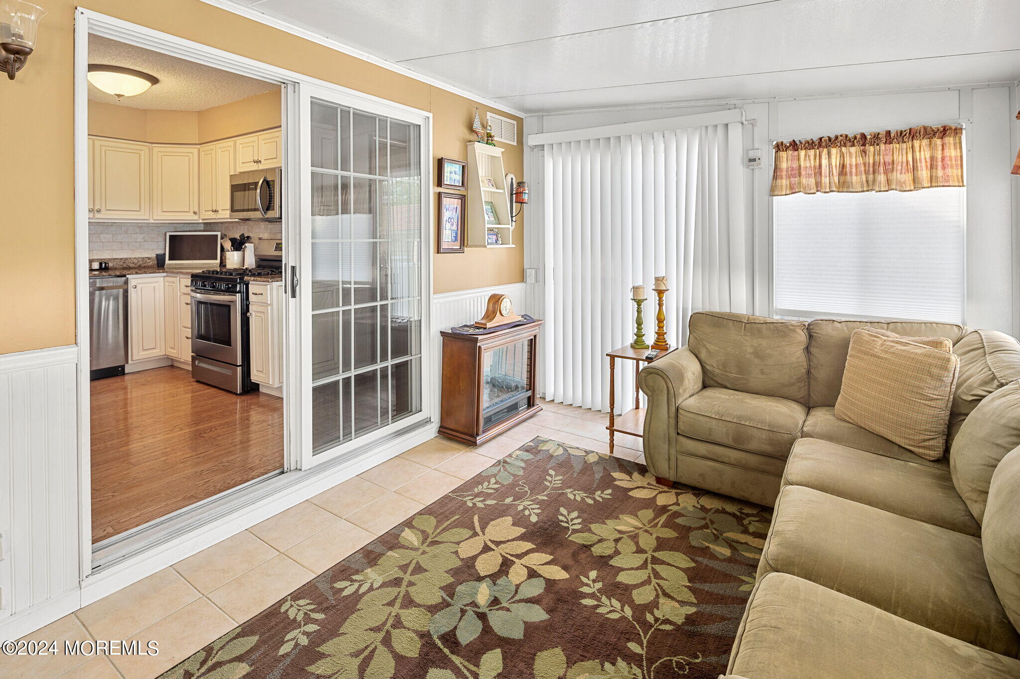 153 Skipper Road Manahawkin, NJ 08050 - Photo 19 of 67 053-original-photo