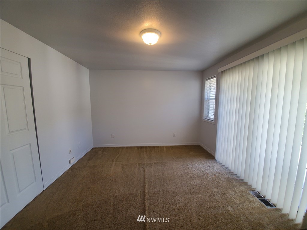 11255 Ridge Rim Trail Southeast Port Orchard, WA 98367 - Photo 23 of 38