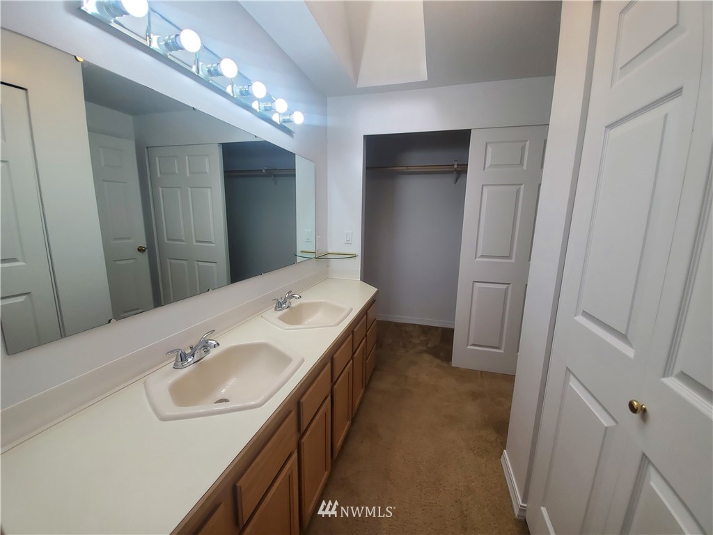 11255 Ridge Rim Trail Southeast Port Orchard, WA 98367 - Photo 28 of 38