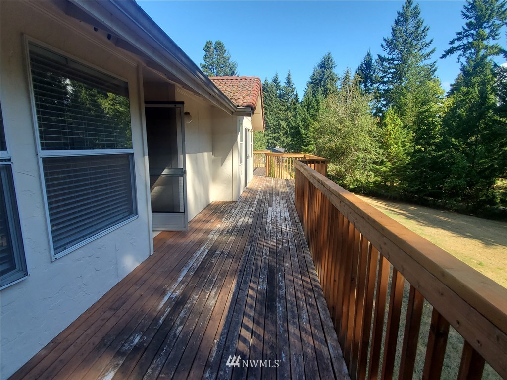 11255 Ridge Rim Trail Southeast Port Orchard, WA 98367 - Photo 30 of 38