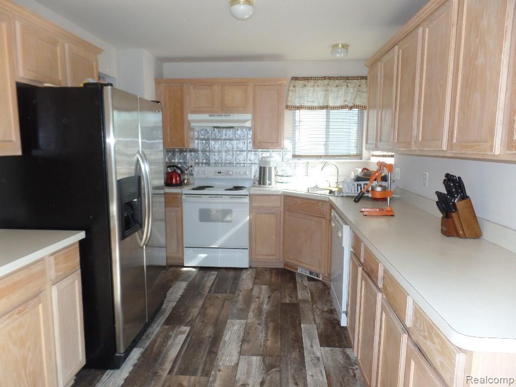 8357 Jeremy Road Belleville, MI 48111 - Photo 22 of 53
